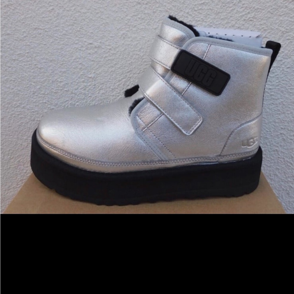 NIB UGG Neumel Platform Leather Kids Women’s - Picture 3 of 5